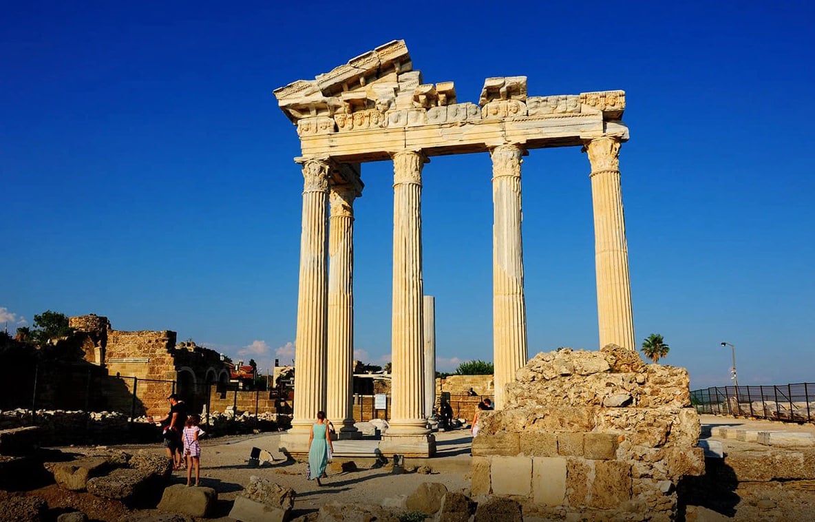 Side Apollon Tapınağı